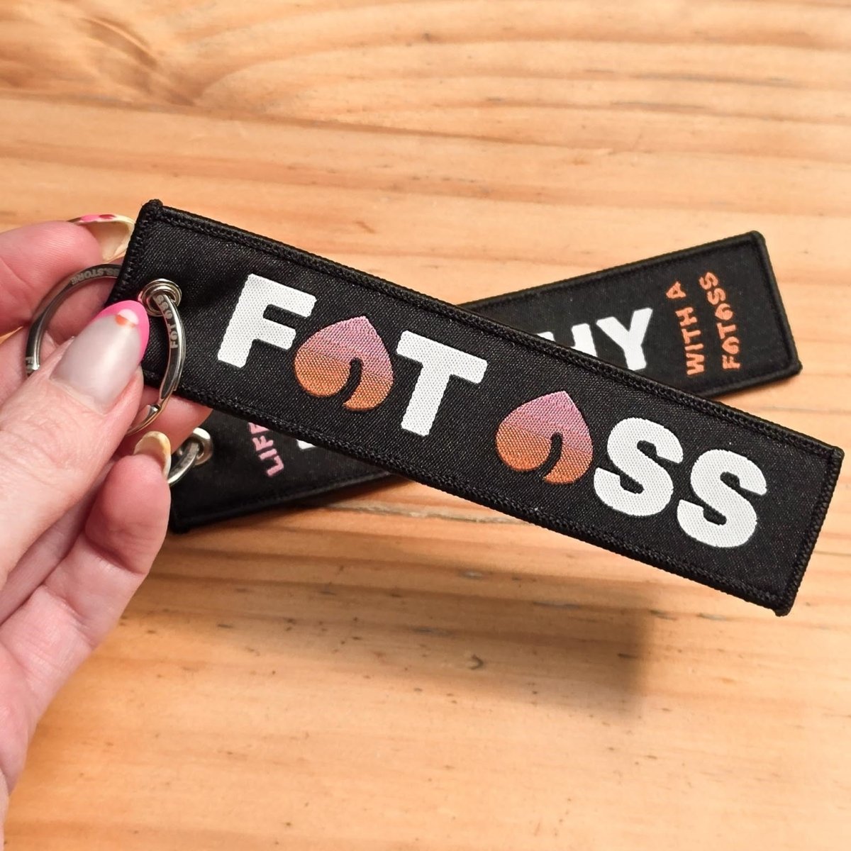 Life Is Peachy Jet Tag - Fat Ass Store